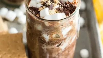 Microwave S’mores Mug Cakes