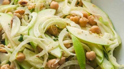 Apple Fennel Slaw