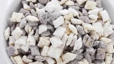 Cookies and Cream Chex Mix Muddy Buddies