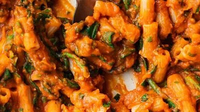 Easy Creamy Tomato Pasta