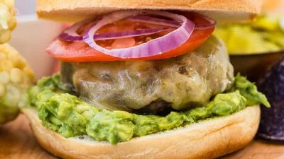 Guacamole Cheeseburger