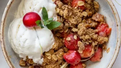 Easy Cherry Crisp Recipe