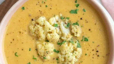 Roasted Cauliflower Soup