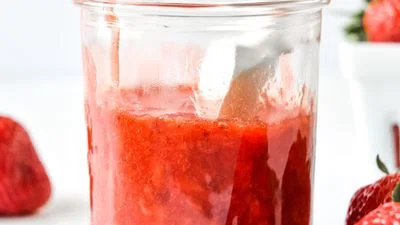 Easy Strawberry Sauce