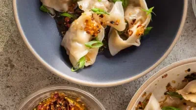 WonTons with Spicy Chili Oil Sauce