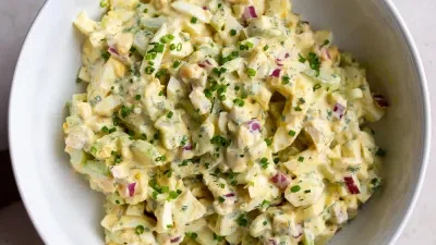 How to Make Egg Salad (Simple & Classic)