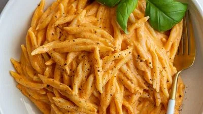 Roasted Red Pepper Tofu Pasta