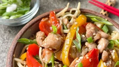 Easy Chicken Lo Mein