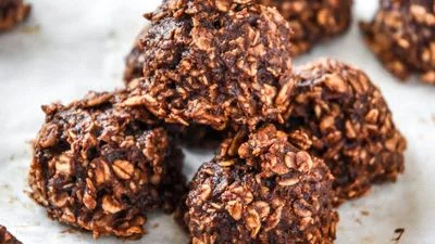 Banana Chocolate Oatmeal Mounds