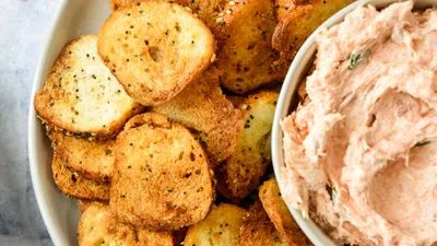 Air Fryer Everything Bagel Chips