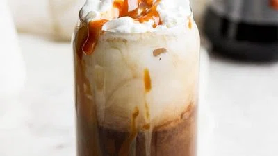 Iced Caramel Latte