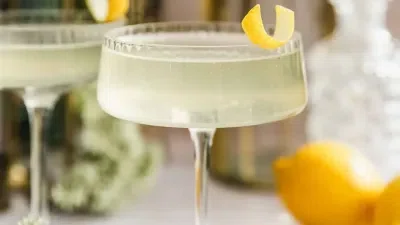 French 77 Cocktail with Gin