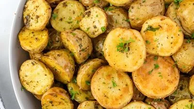 Crispy Air Fryer Potatoes