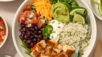 Easy Chicken Burrito Bowls