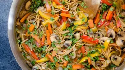 One Pot Thai Pasta