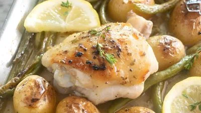 Sheet Pan Chicken Thighs with Potatoes and Green Beans