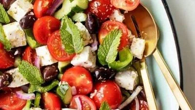 Best Salad Recipes: Easy Greek Salad