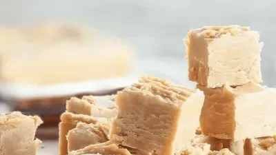Penuche Fudge (Easy Peanut Butter Fudge)