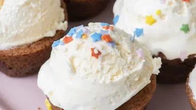 Chocolate Chip Cookie Cups