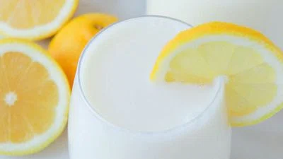 Creamy Lemonade (Condensed Milk Lemonade)