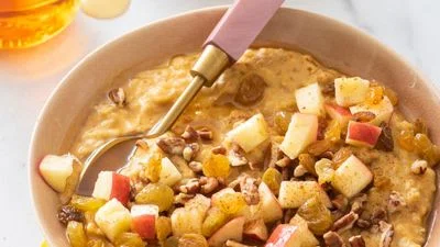Pumpkin Spice Oatmeal in the Slow Cooker