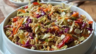 Crunchy Ramen Noodle Salad