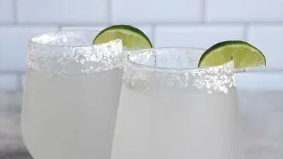 Easy Paloma Cocktail