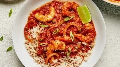 Puerto Rican Shrimp with Creole Sauce (Camarones a la Criolla)
