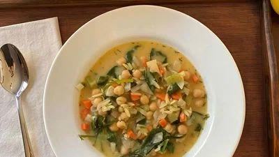 Lemony Chickpea Orzo Soup