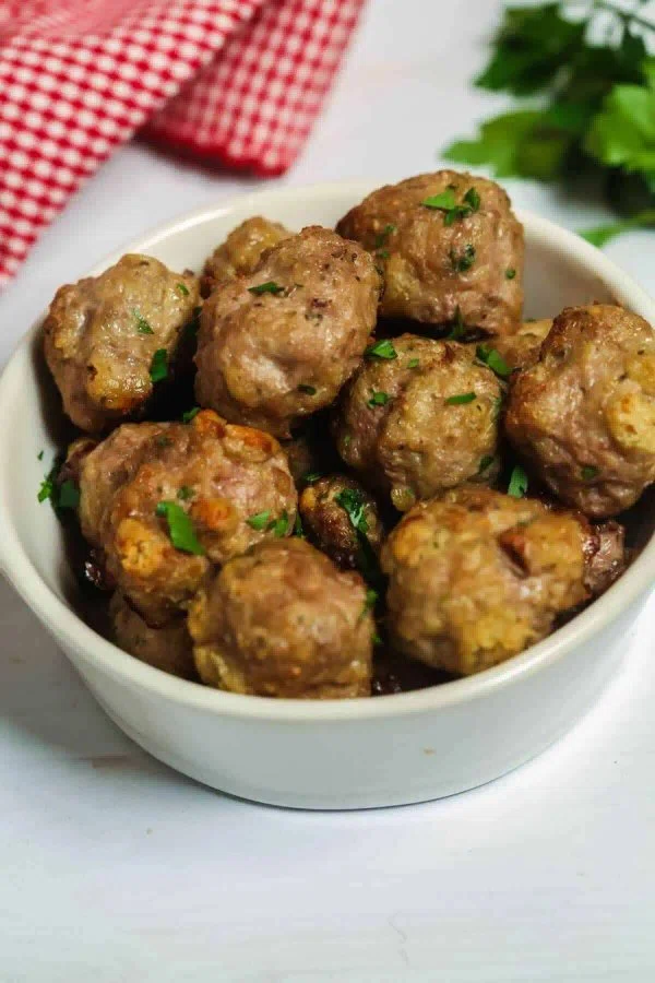 Oven Baked Meatballs cover