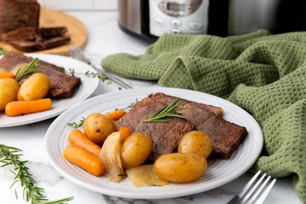 Slow Cooker Beef Rump Roast cover