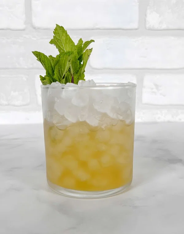 Classic Bourbon Smash cover
