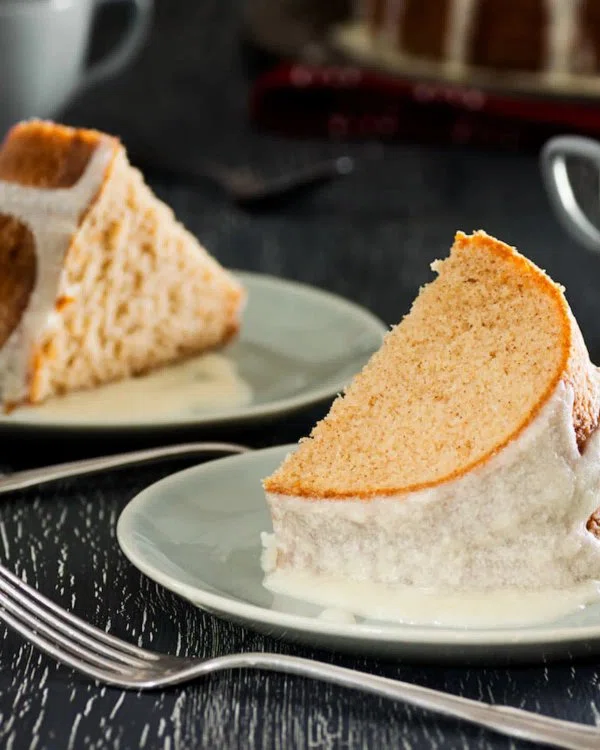 Cinnamon Bundt Cake cover