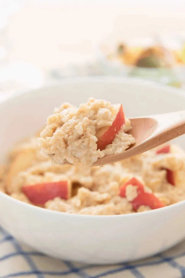 Apple Cinnamon Oatmeal cover