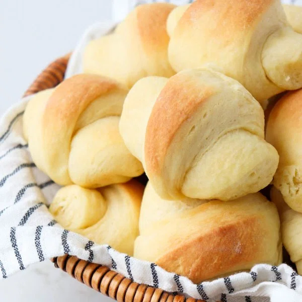 Brioche Dinner Rolls cover