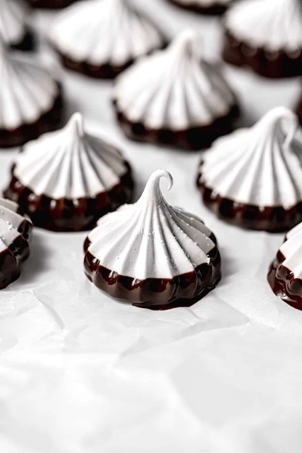 Chocolate Dipped Meringue Cookies cover