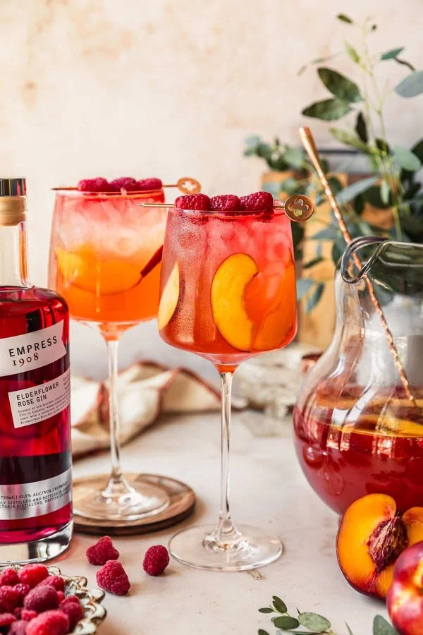 Peachy Pink Gin Spritz with Raspberries cover