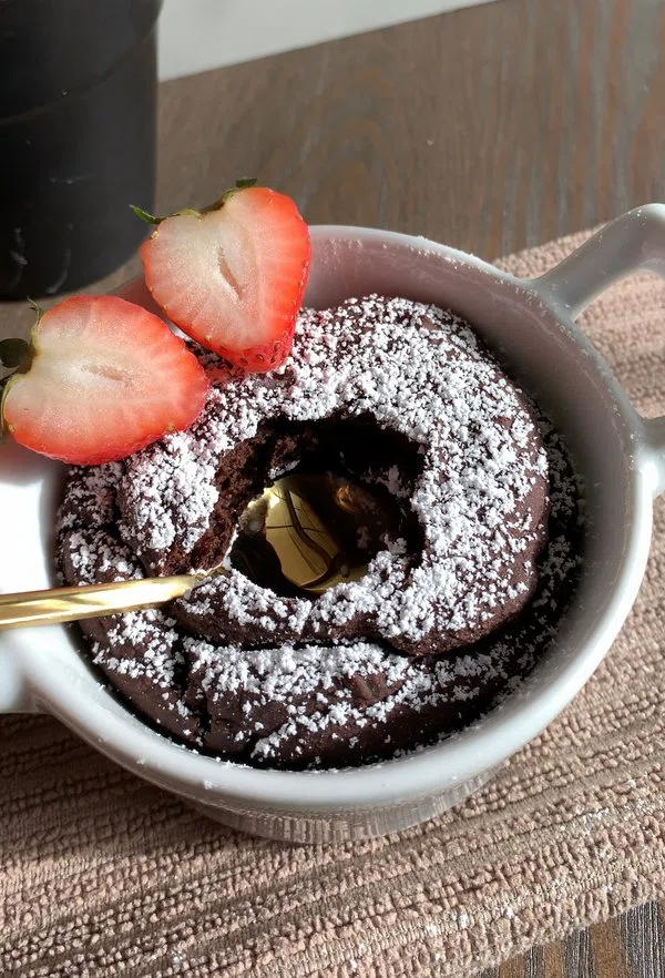 Lava Cake Baked Oats cover