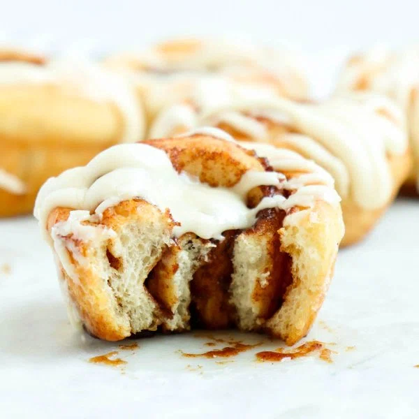 Overnight Cinnamon Buns cover