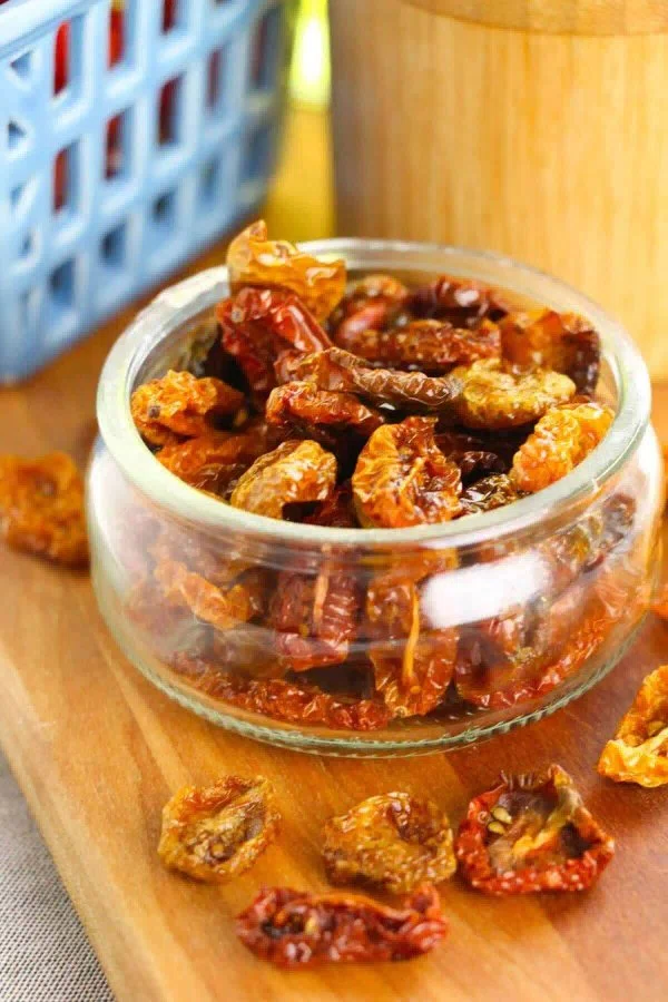 Dried Tomatoes in the Oven cover