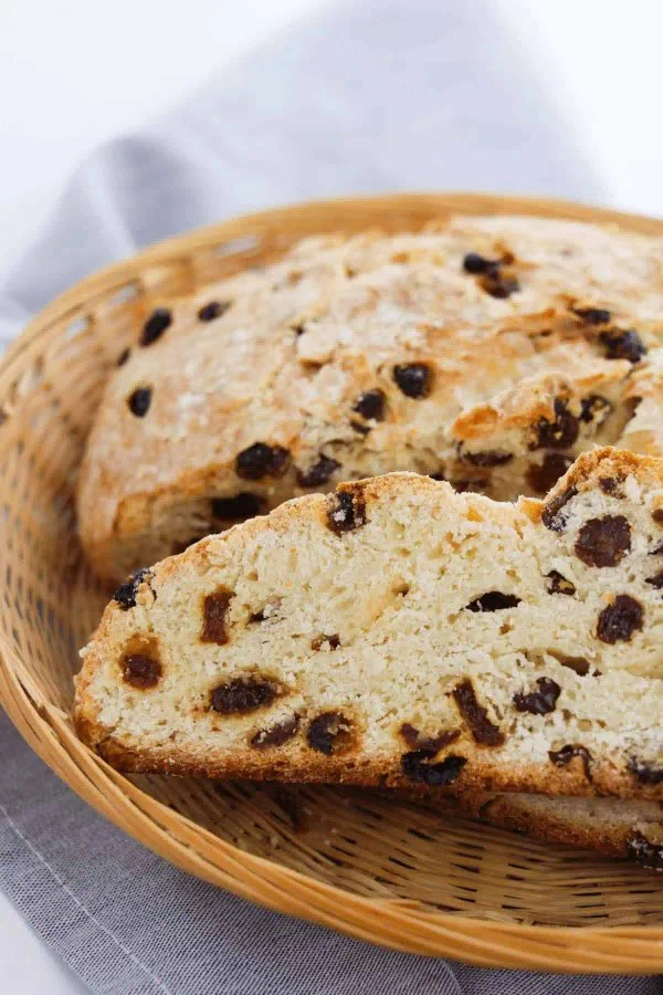 Easy Irish Soda Bread cover