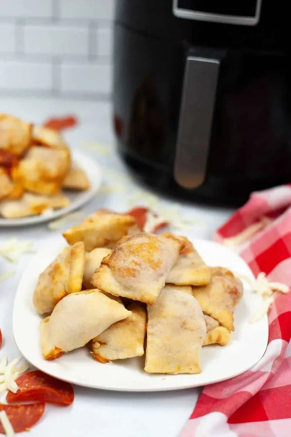 Air Fryer Pizza Rolls cover