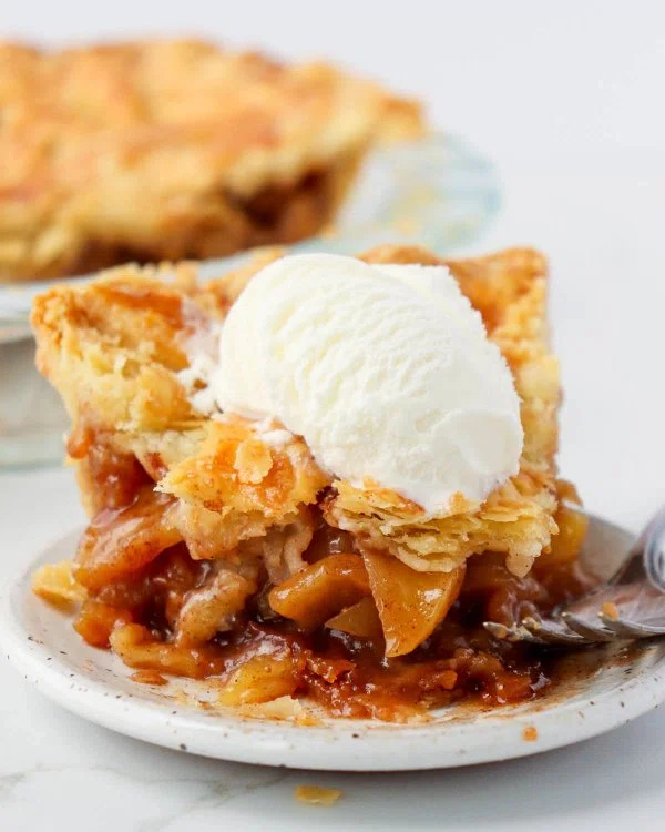 Brown Sugar Vanilla Apple Pie cover