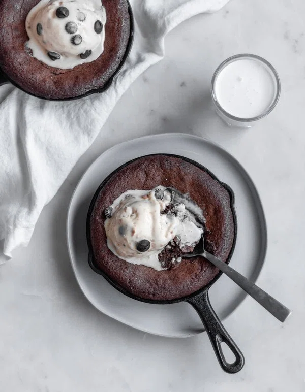 Chocolate Peanut Butter Lava Cake Skillets cover