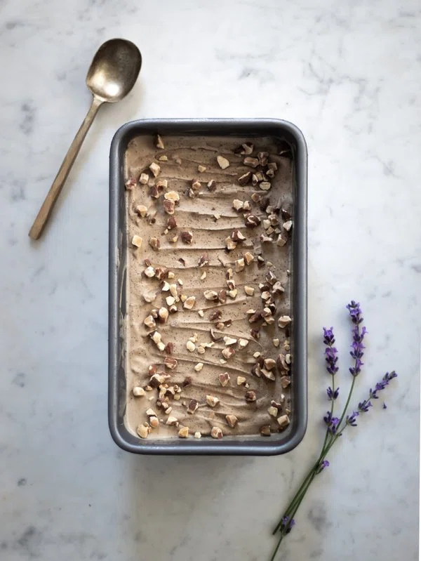 Coffee & Almond Ice Cream cover