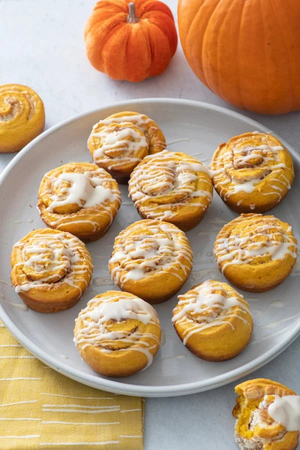 Quick Pumpkin Cinnamon Rolls cover