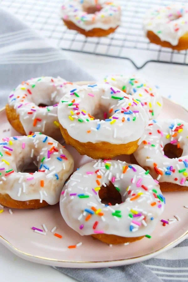 Glazed Vanilla Donuts cover