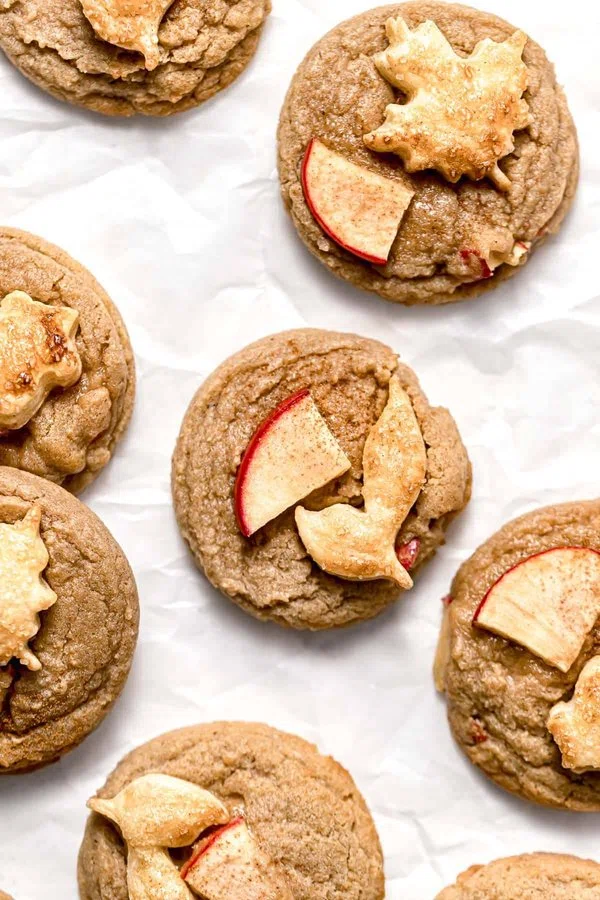 Spiced Apple Pie Cookies cover