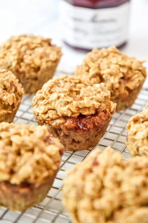 Peanut Butter & Jelly Baked Oatmeal Cups cover