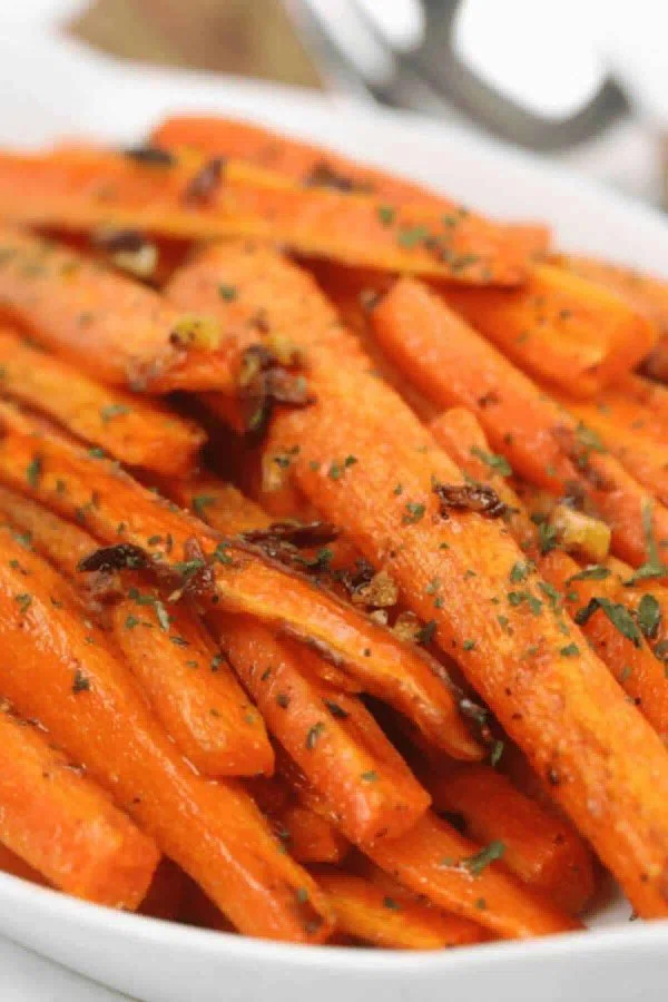 Honey Garlic Roasted Baby Carrots cover